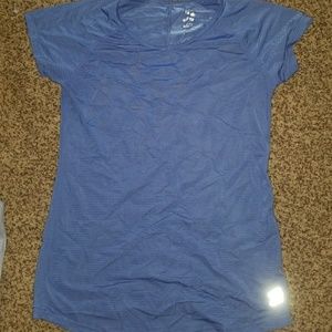 Workout shirt